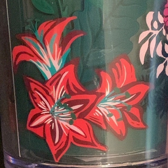 - 2022  Starbucks Tumbler Green "Enchanted Forest"with Flower Straw Topper - Picture 6 of 16
